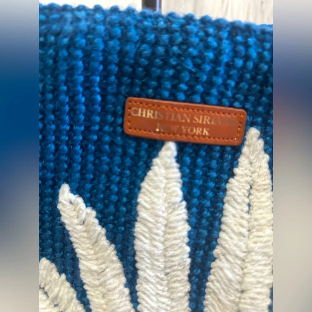 ☀️☀️Christian Siriano‎ Blue and White Tropical Tote-NWT☀️☀️
